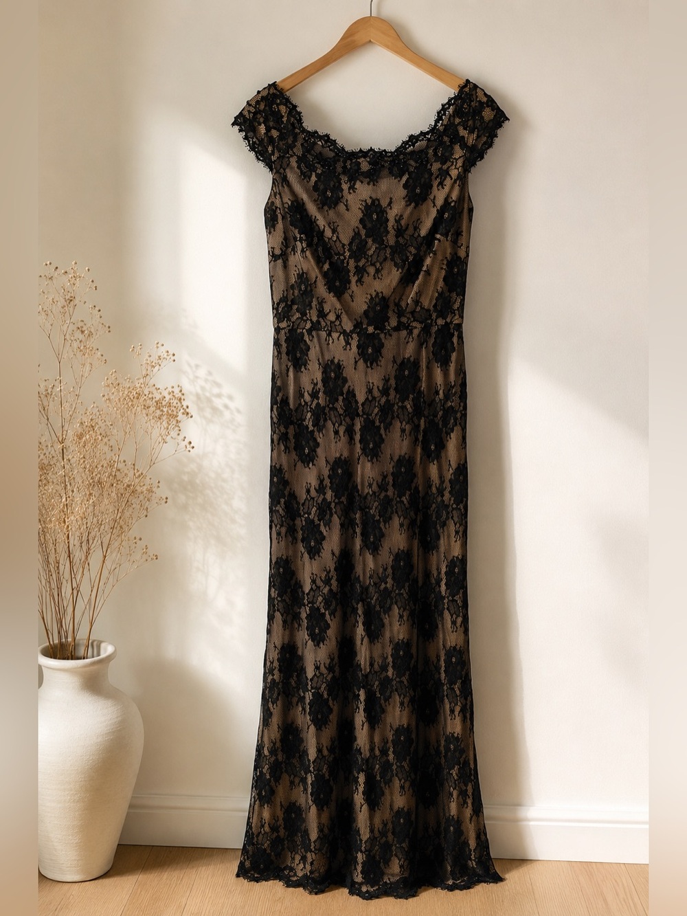 Tadashi Shoji Black Lace Nude Scalloped Full Length Evening Gown 10